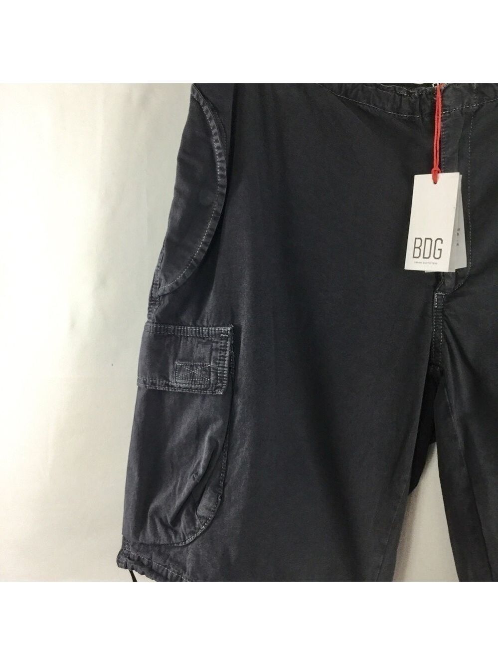 BDG Urban Outfitters Baggy Tech Longline Cargo Shorts Oversized Fit 30W NWT - Picture 6 of 12